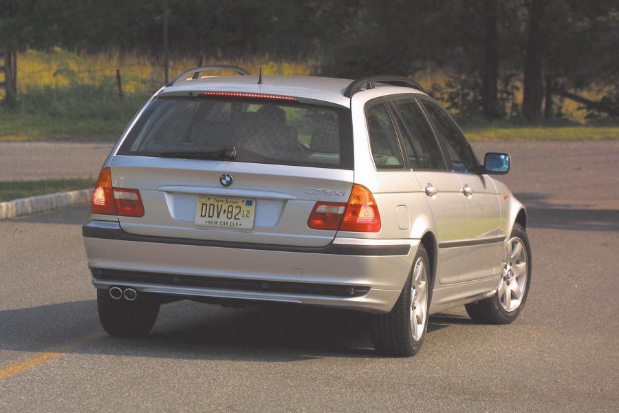  BMW 3-Series Touring 2002 года  (фото 2 из 18)